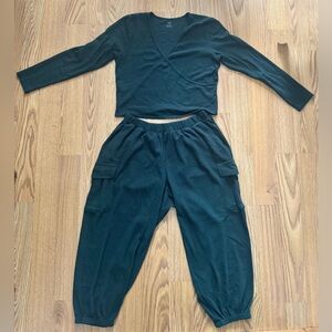 Aerie Traveler Waffle Cargo Jogger & Wrap Top SET - XL - Green
